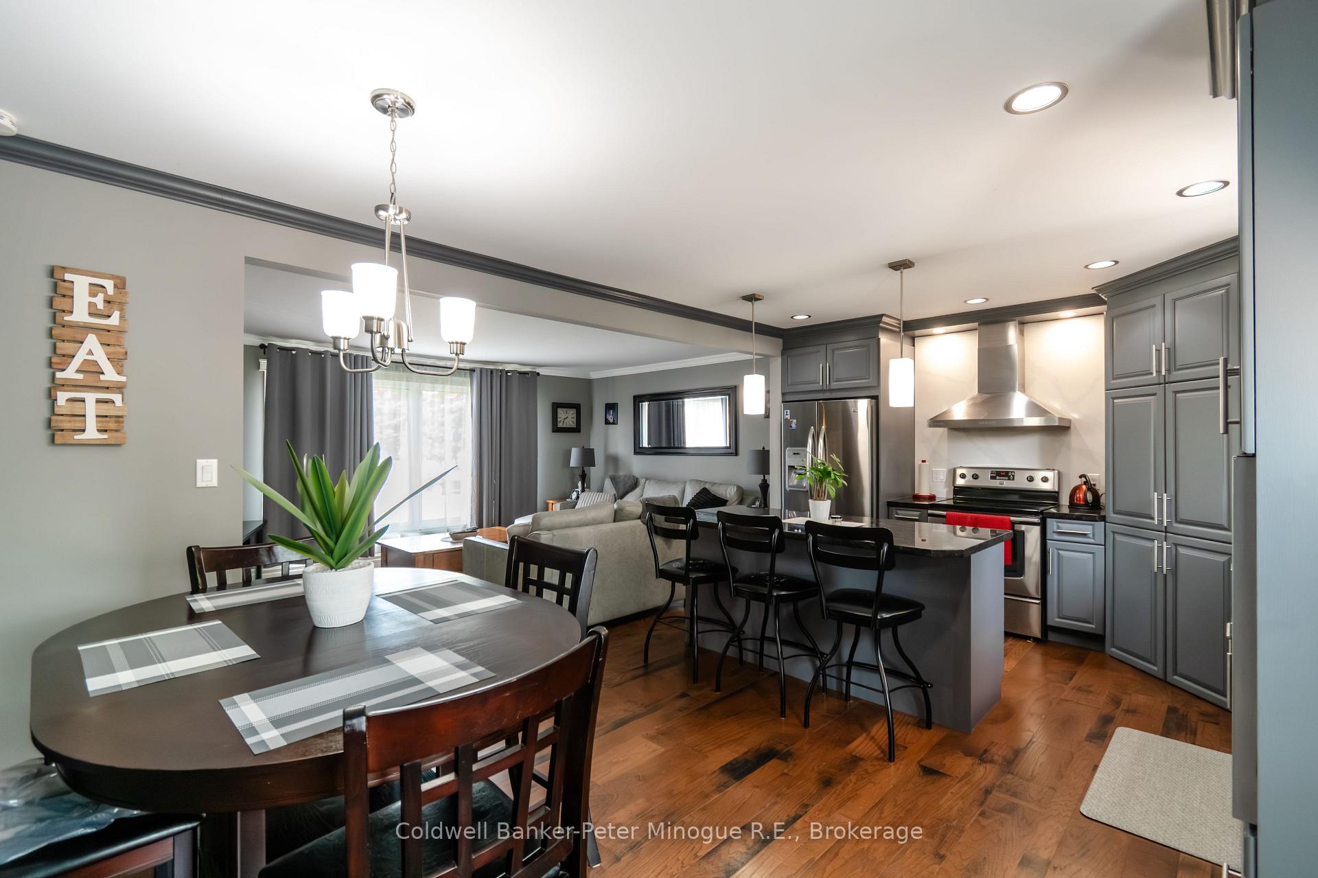 Photo 10 of 238 Crown Crescent, North Bay, Birchaven — HOMEH