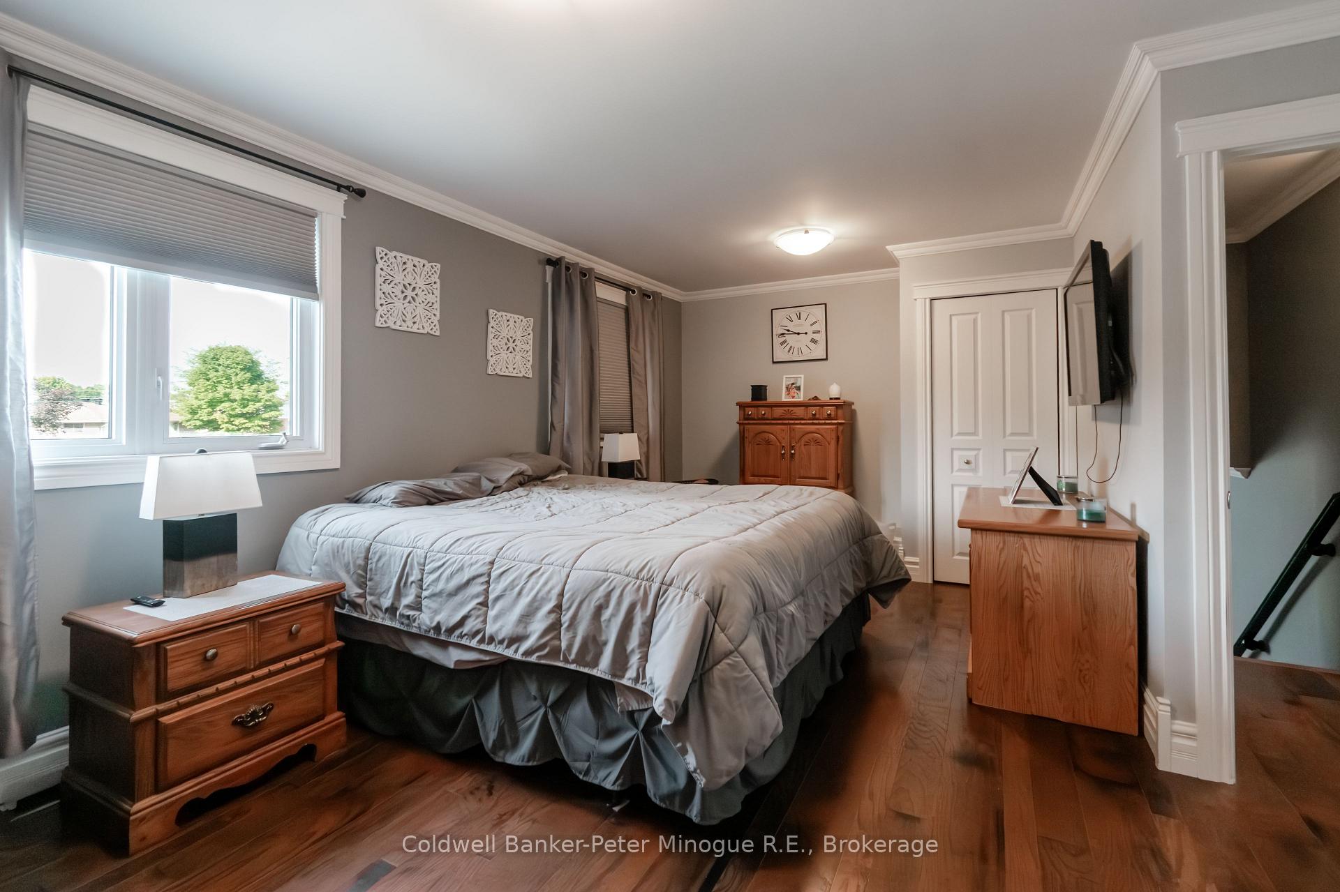 Photo 13 of 238 Crown Crescent, North Bay, Birchaven — HOMEH