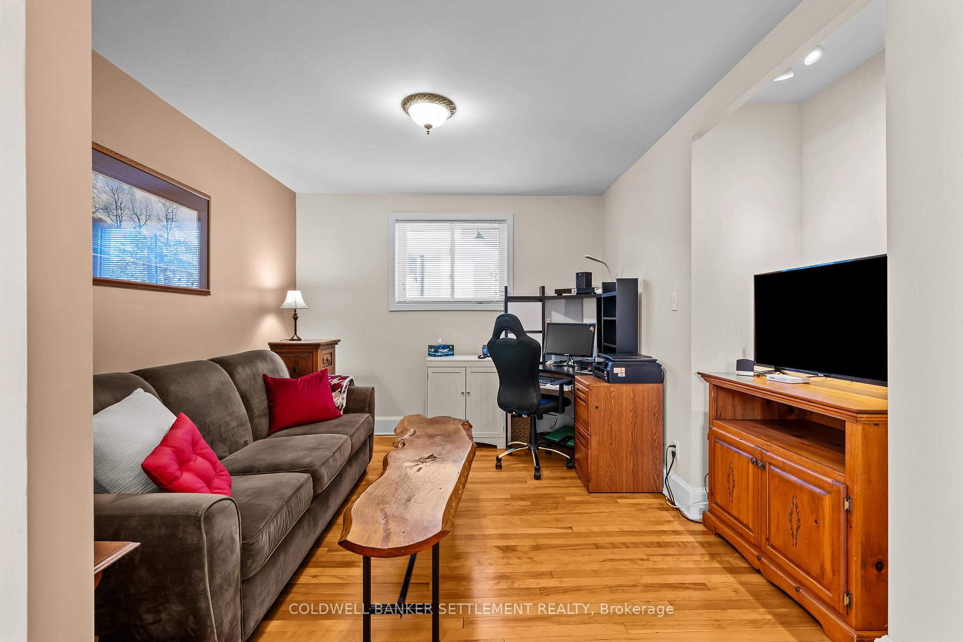 Photo 27 of 86 Drummond Street E, Perth — HOMEH