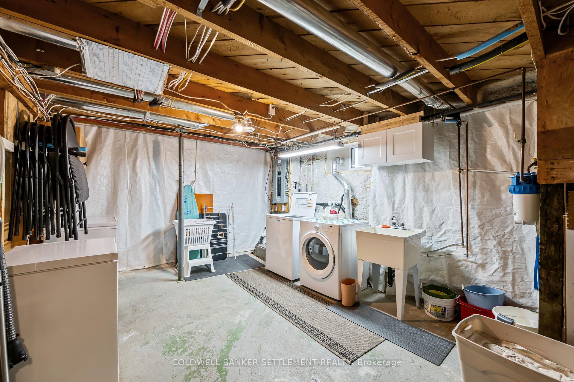 Photo 36 of 86 Drummond Street E, Perth — HOMEH