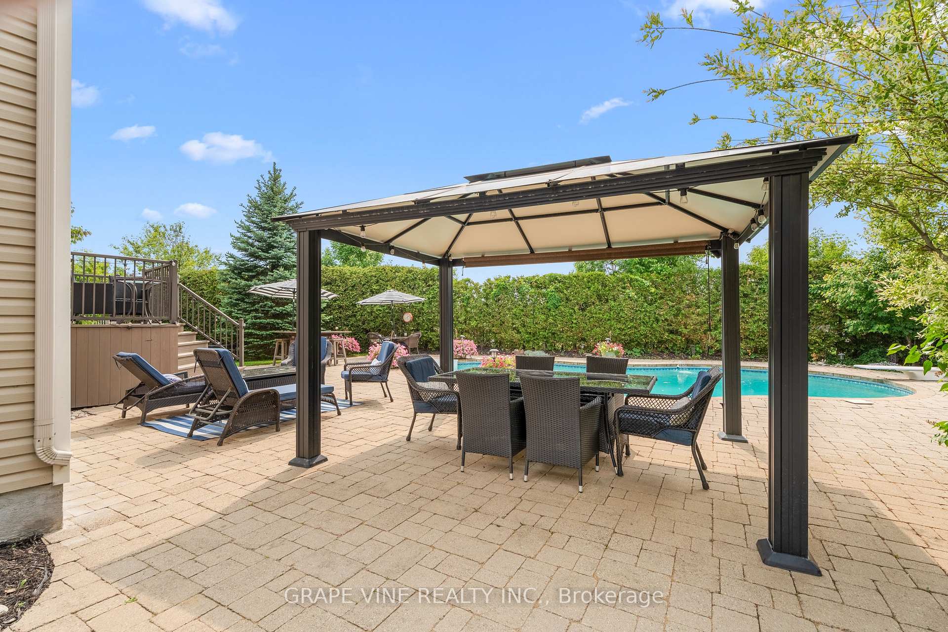 Photo 5 of 421 Keith Crescent, Ottawa, Mer Bleue/Bradley Estates/Anderson Park — HOMEH
