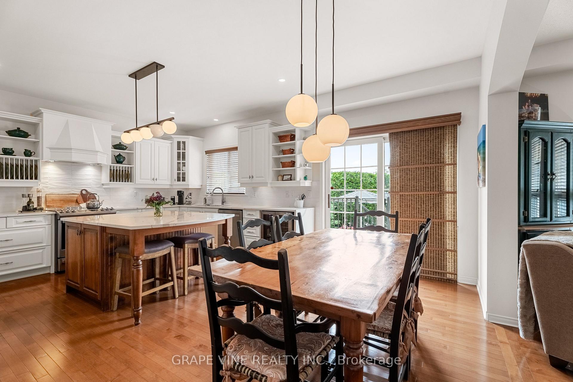 Photo 18 of 421 Keith Crescent, Ottawa, Mer Bleue/Bradley Estates/Anderson Park — HOMEH