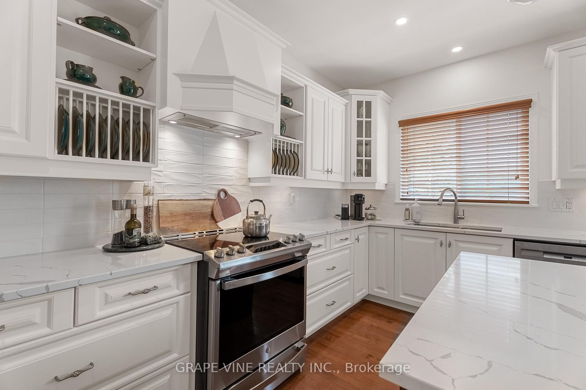 Photo 21 of 421 Keith Crescent, Ottawa, Mer Bleue/Bradley Estates/Anderson Park — HOMEH
