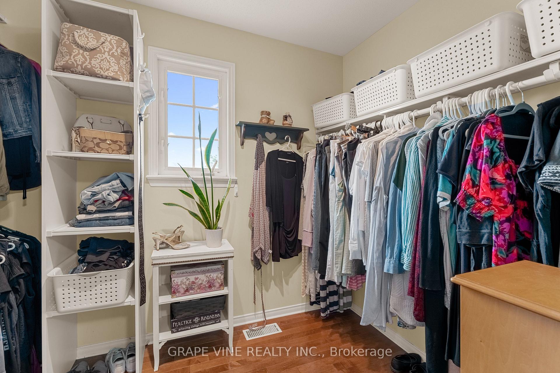 Photo 29 of 421 Keith Crescent, Ottawa, Mer Bleue/Bradley Estates/Anderson Park — HOMEH
