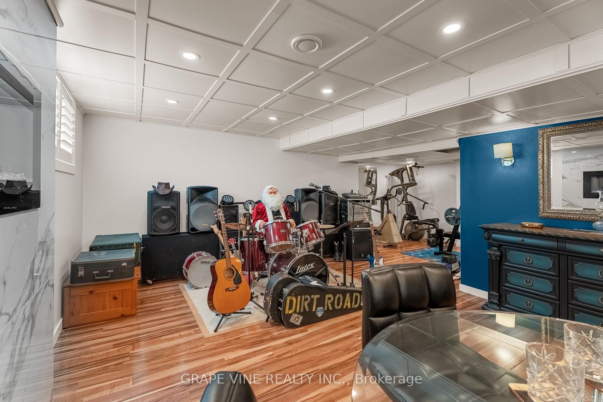 Photo 40 of 421 Keith Crescent, Ottawa, Mer Bleue/Bradley Estates/Anderson Park — HOMEH