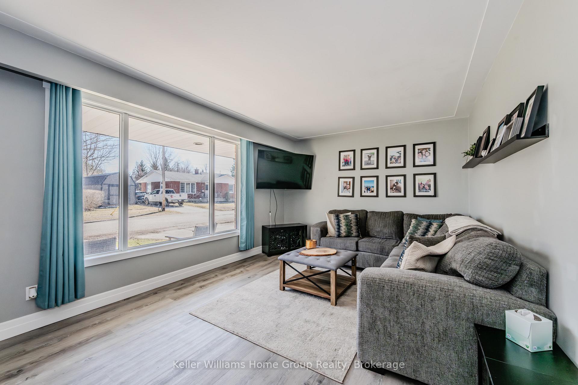 Photo 5 of 135 Lillico Avenue S, North Perth, Listowel — HOMEH