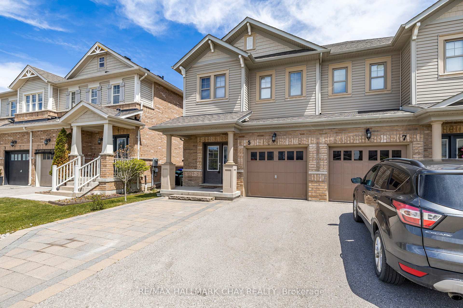 Photo 2 of 5 Hoard Avenue S, New Tecumseth, Rural New Tecumseth — HOMEH