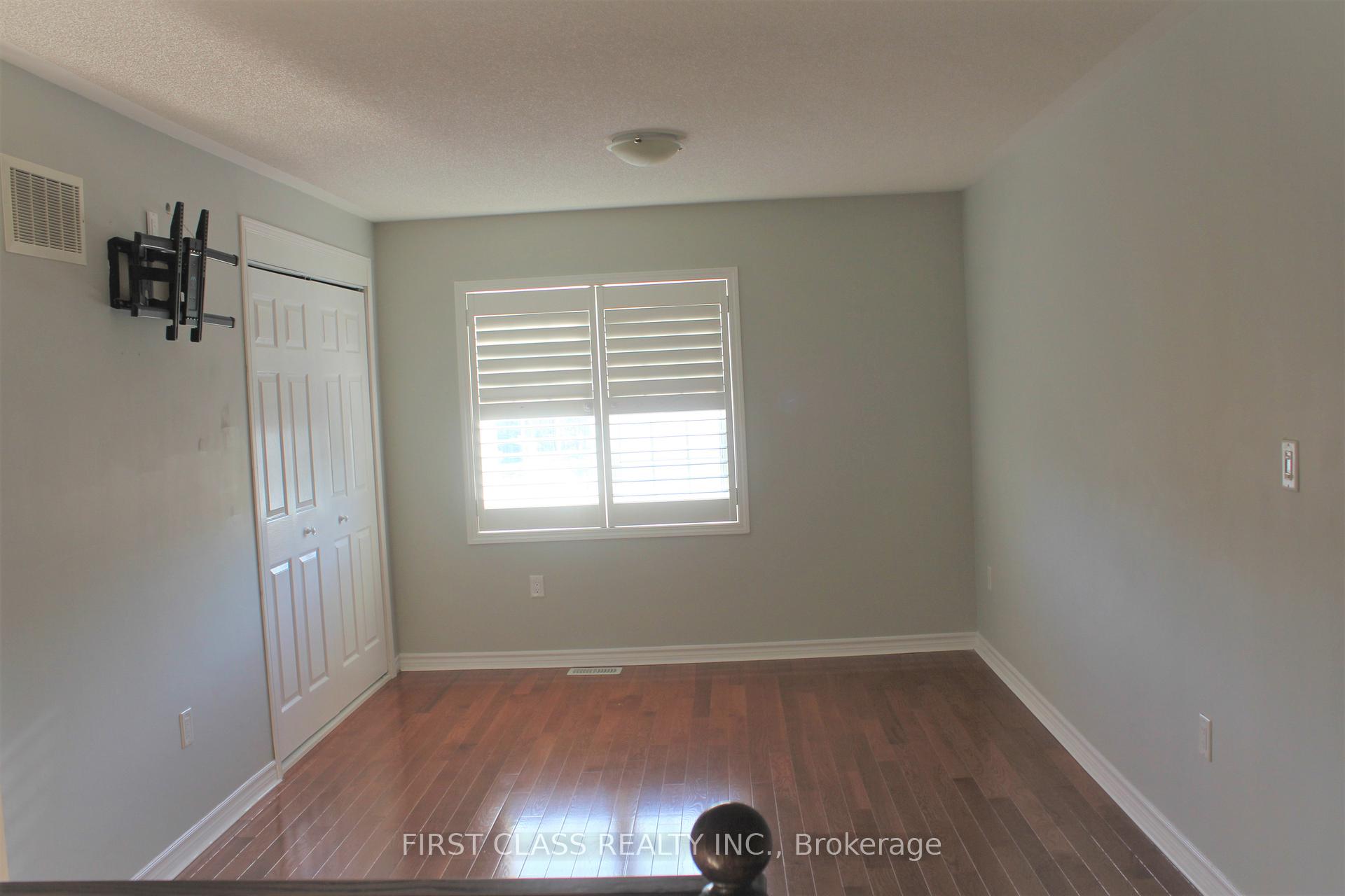 Photo 6 of 657 Langholm Street, Milton, Coates — HOMEH