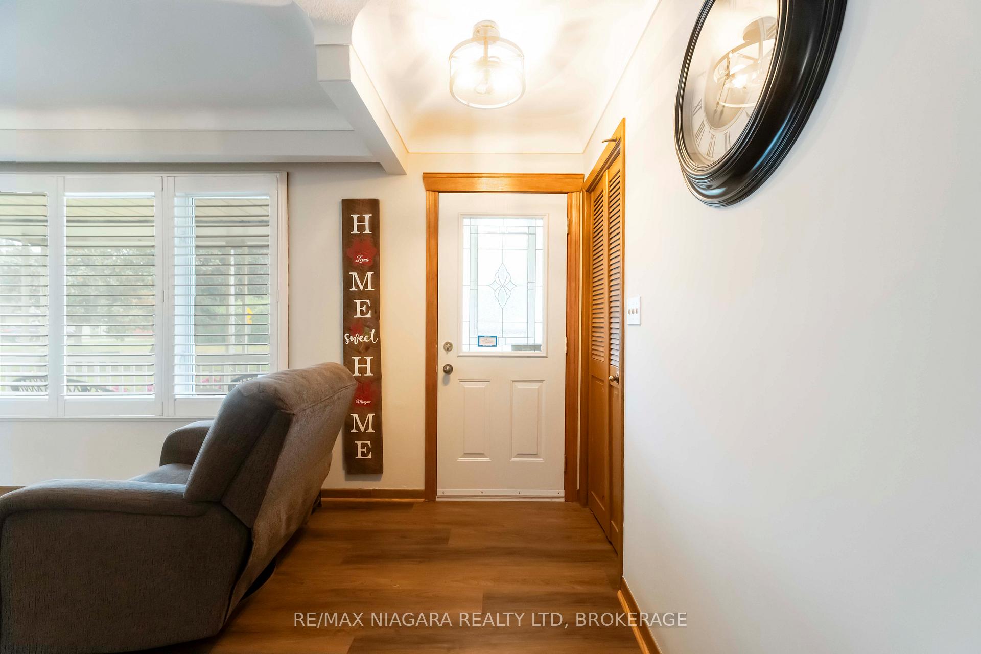 Photo 6 of 4075 Pettit Avenue, Niagara Falls, Morrison — HOMEH