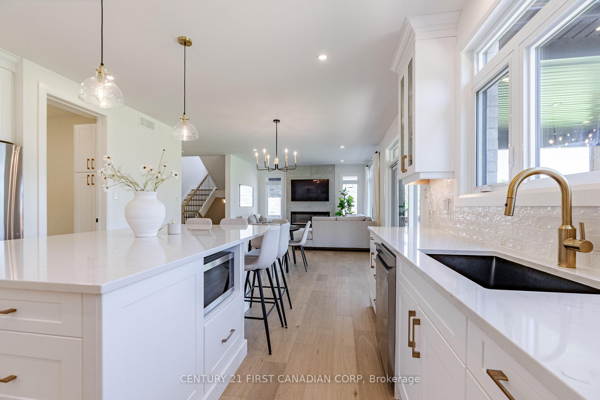 Photo 16 of 90 Queen Street, North Middlesex, Alisa Craig — HOMEH