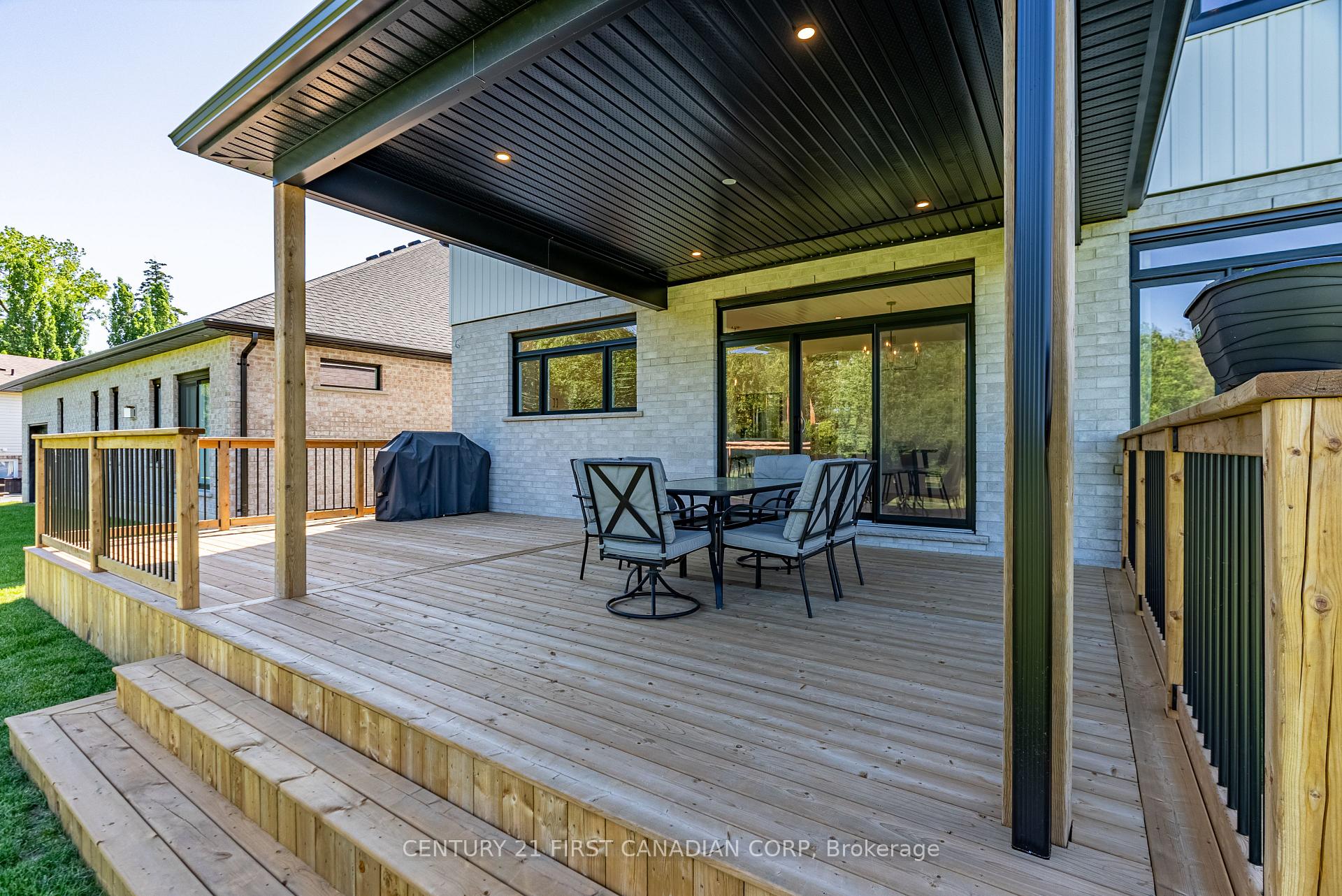 Photo 45 of 90 Queen Street, North Middlesex, Alisa Craig — HOMEH