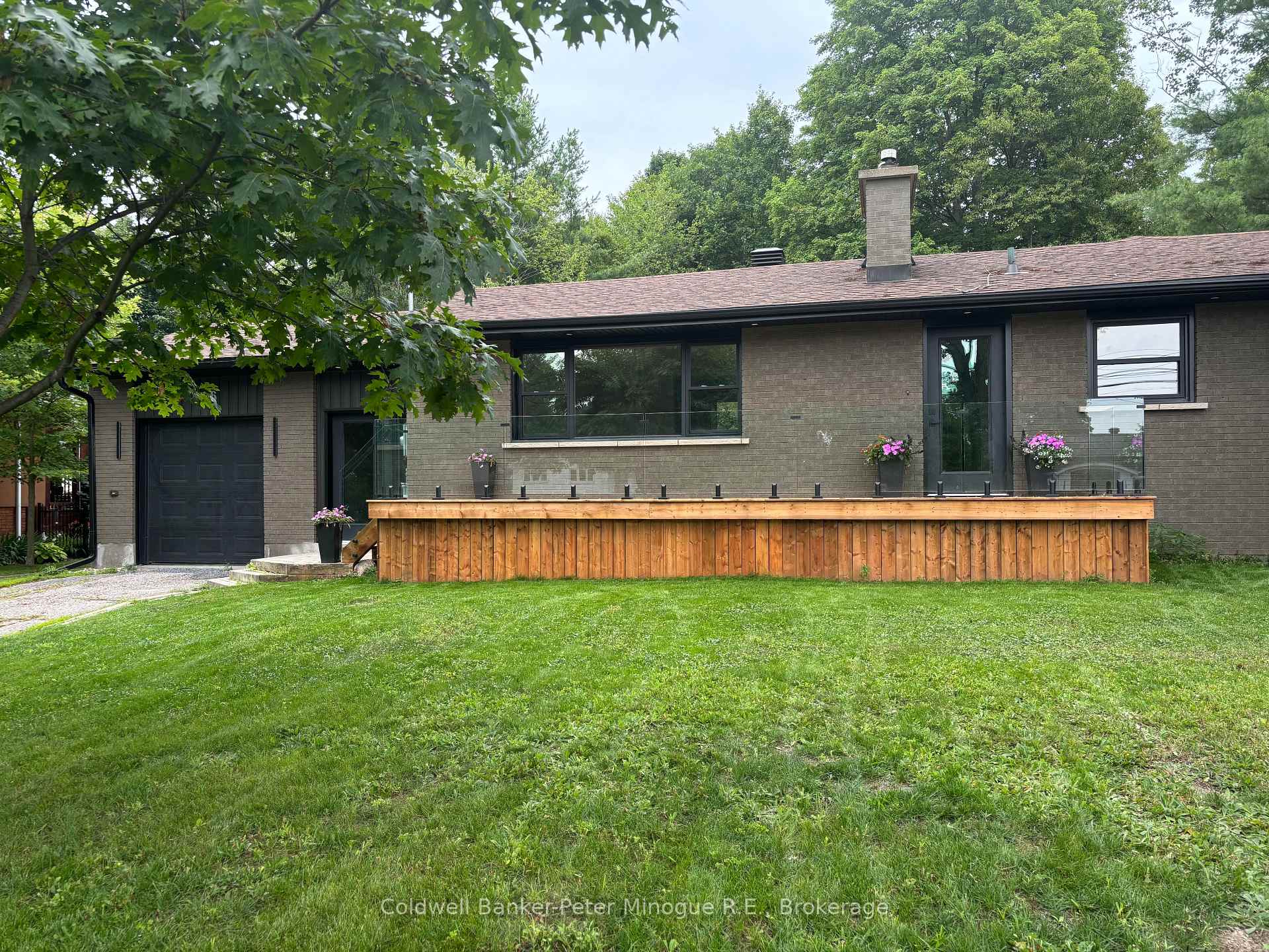 Front of 316 Greenhill Avenue
