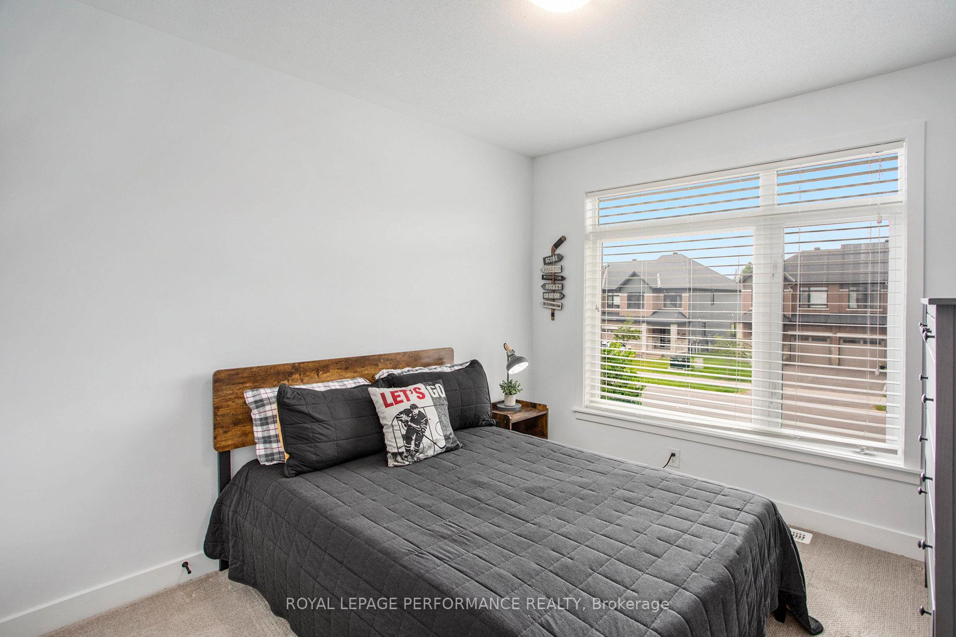 Photo 15 of 323 Joshua Street, Ottawa, Mer Bleue/Bradley Estates/Anderson Park — HOMEH
