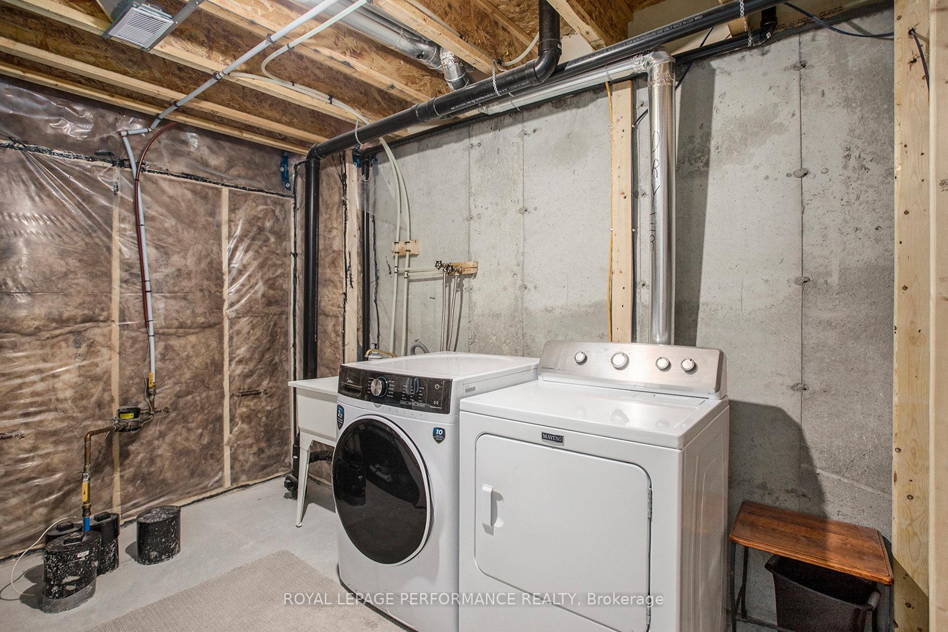 Photo 24 of 323 Joshua Street, Ottawa, Mer Bleue/Bradley Estates/Anderson Park — HOMEH