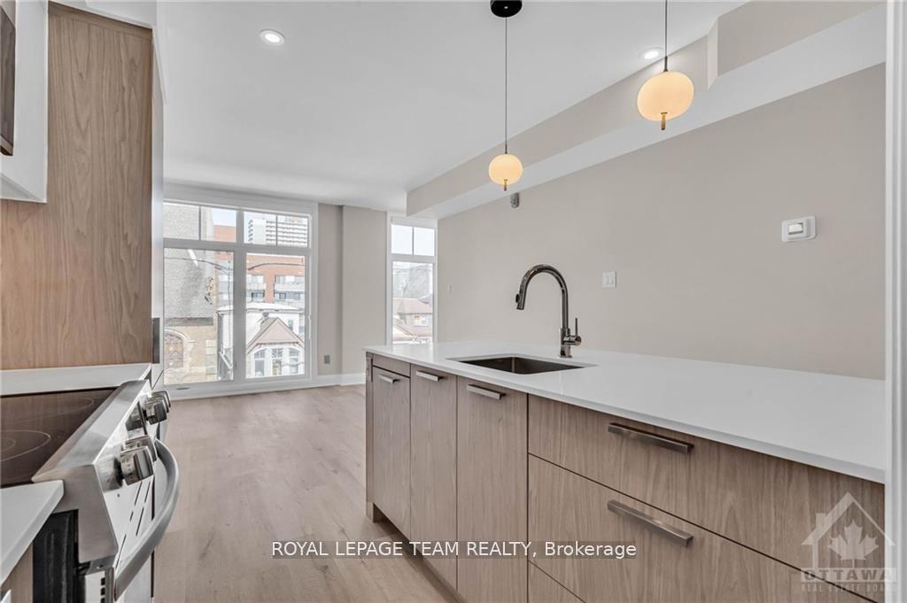 Photo 5 of Unit 2, 58 Florence Street, Ottawa, Ottawa Centre — HOMEH