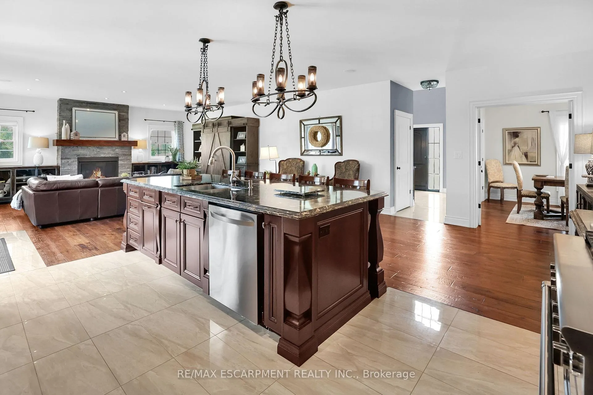 Photo 17 of 7804 Schisler Road, Niagara Falls, Schisler — HOMEH