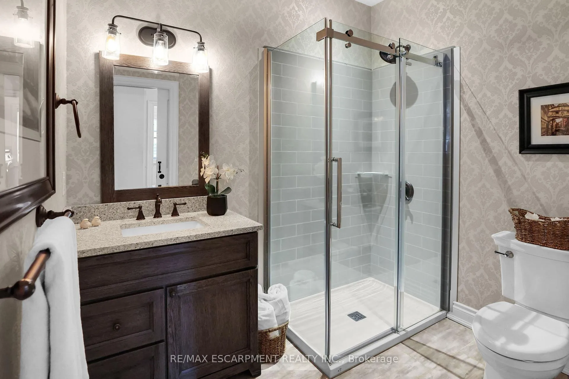Photo 22 of 7804 Schisler Road, Niagara Falls, Schisler — HOMEH