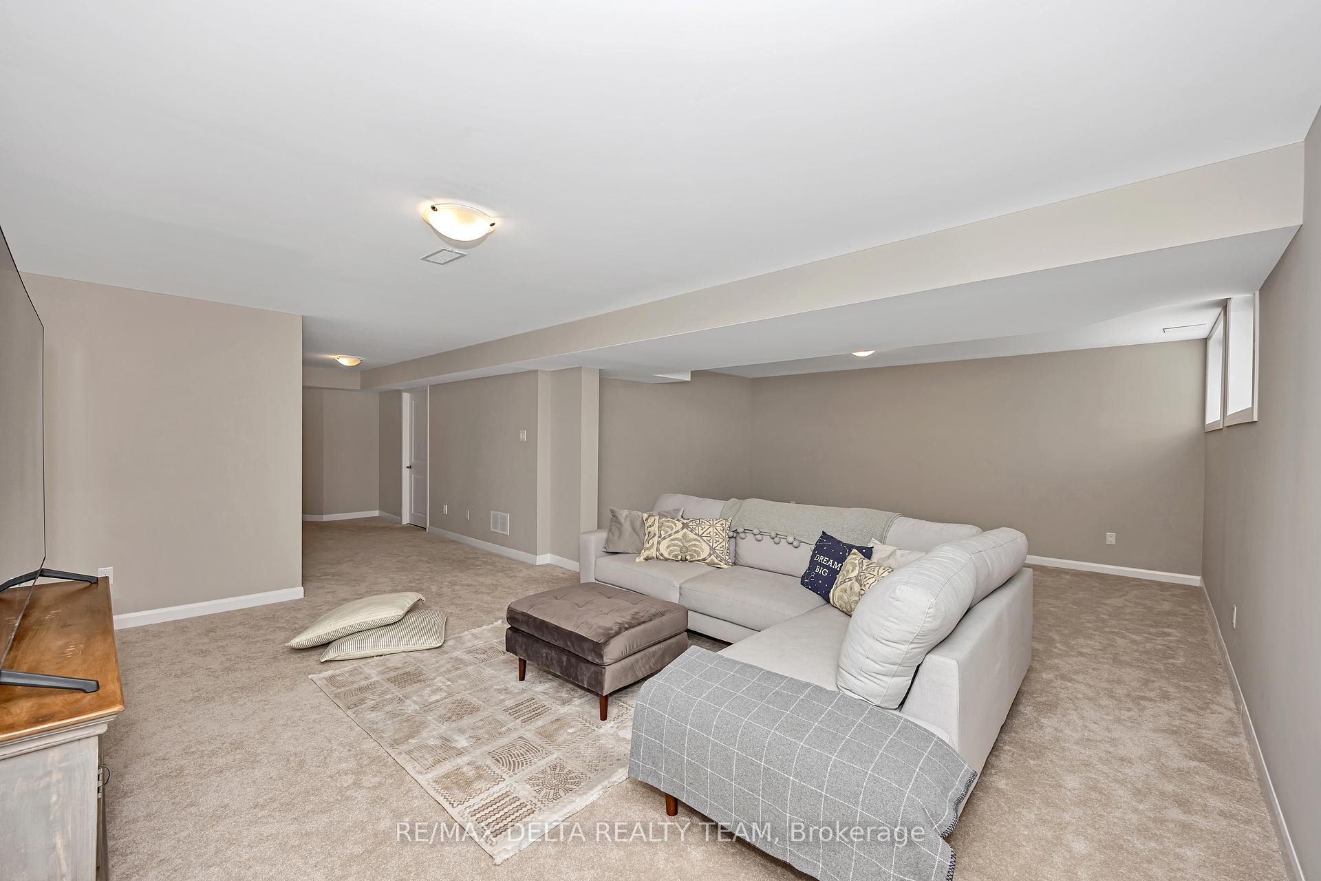 Photo 27 of 270 Aquarium Avenue, Ottawa, Avalon West — HOMEH