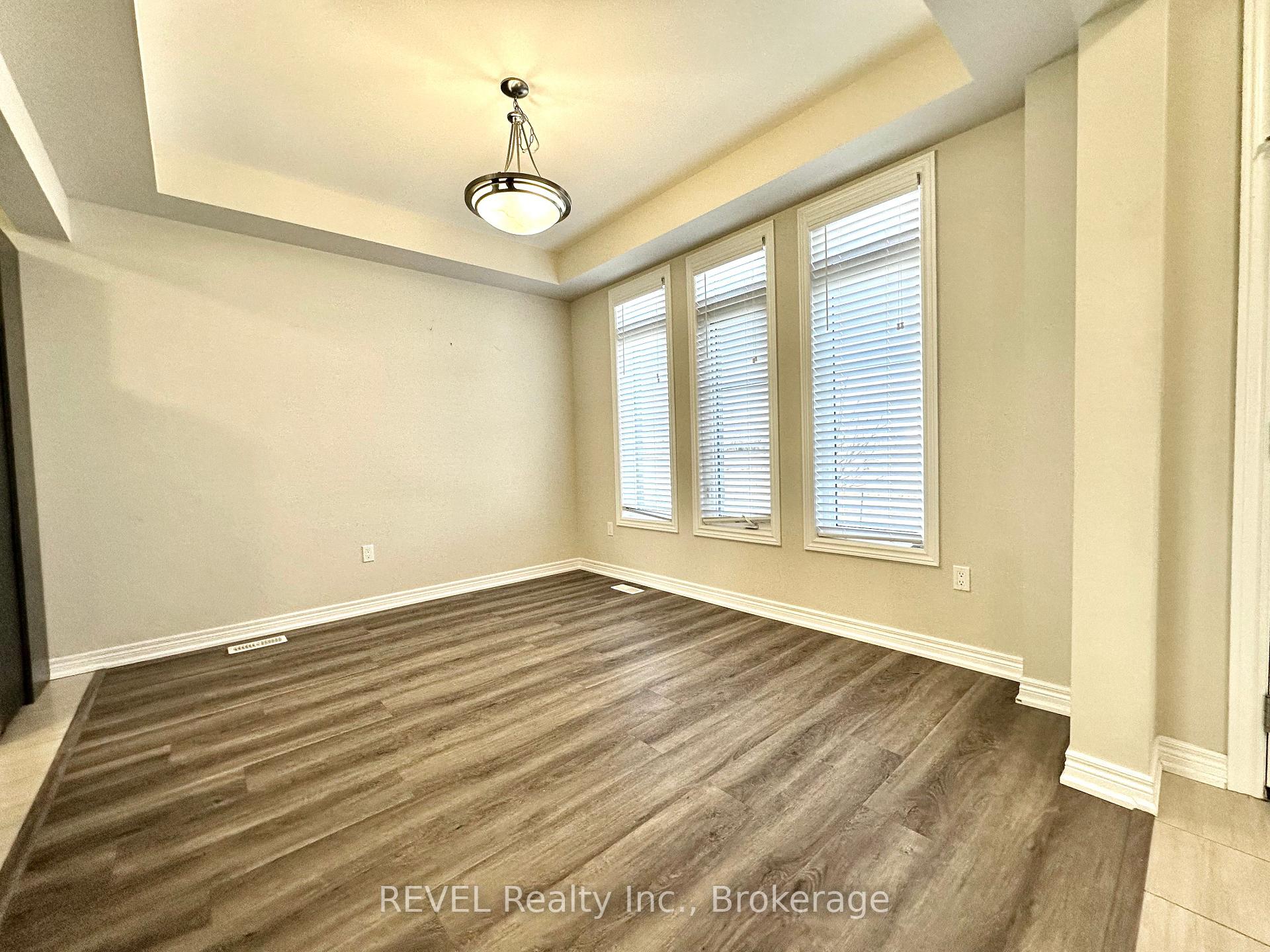 Photo 5 of 46 Summersides Boulevard E, Pelham, Fonthill — HOMEH