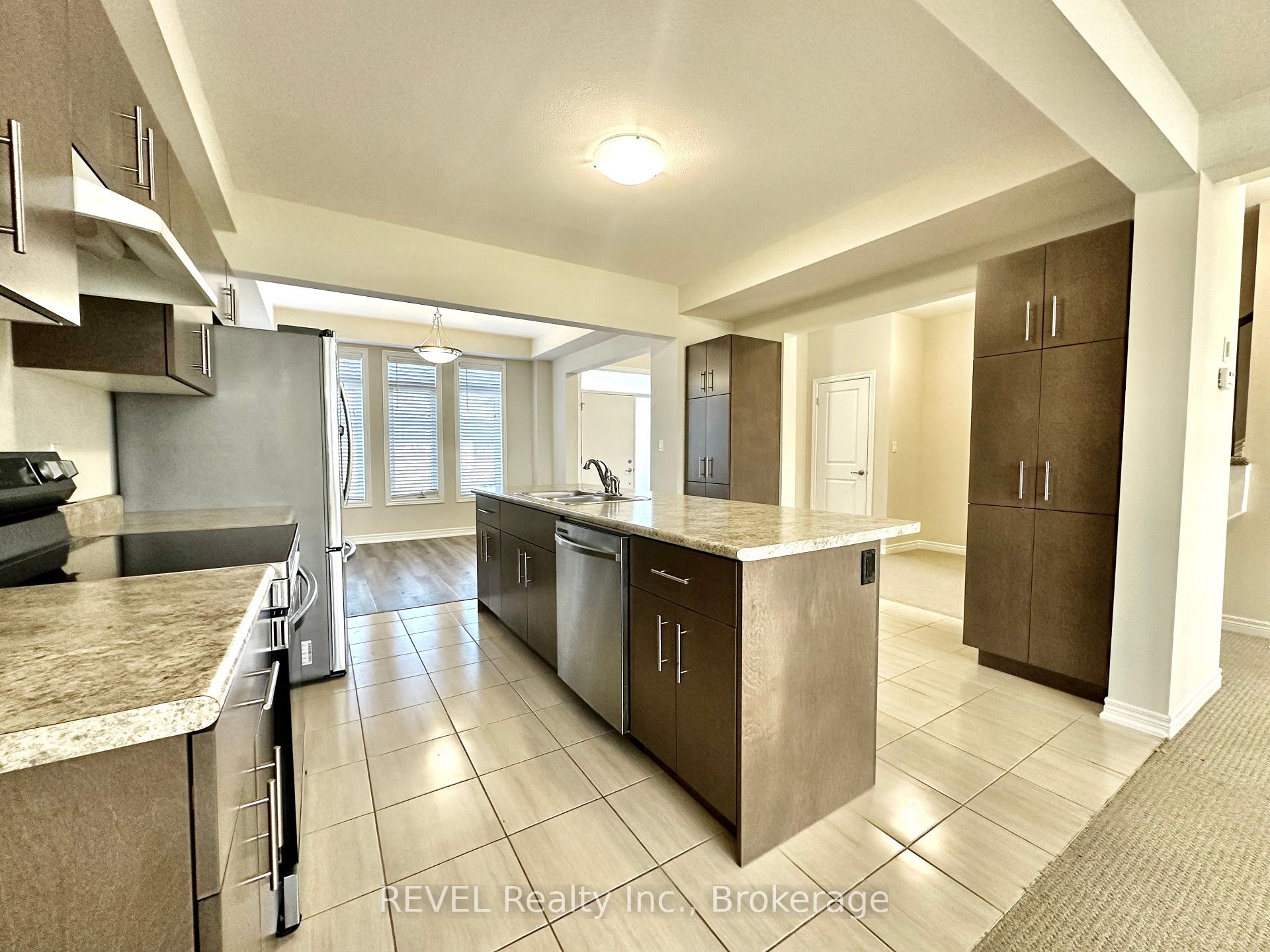 Photo 9 of 46 Summersides Boulevard E, Pelham, Fonthill — HOMEH