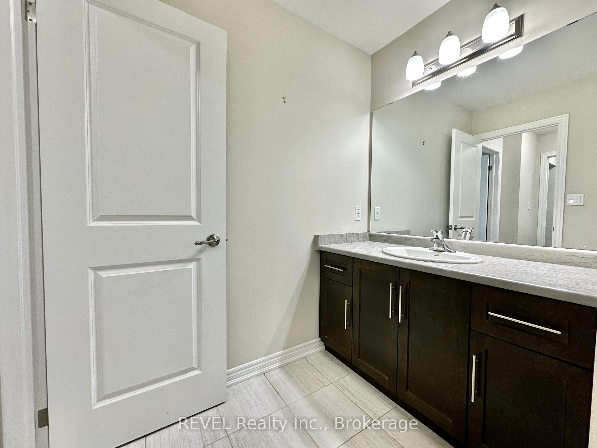 Photo 27 of 46 Summersides Boulevard E, Pelham, Fonthill — HOMEH