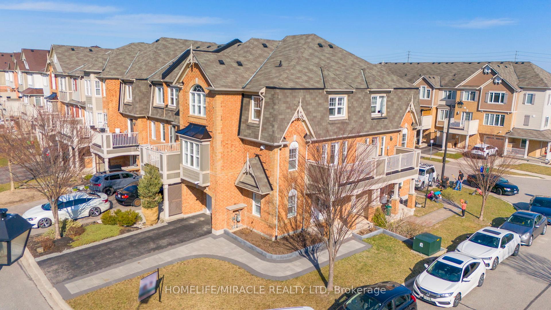 Photo 2 of 254 Mortimer Crescent, Milton, Harrison — HOMEH