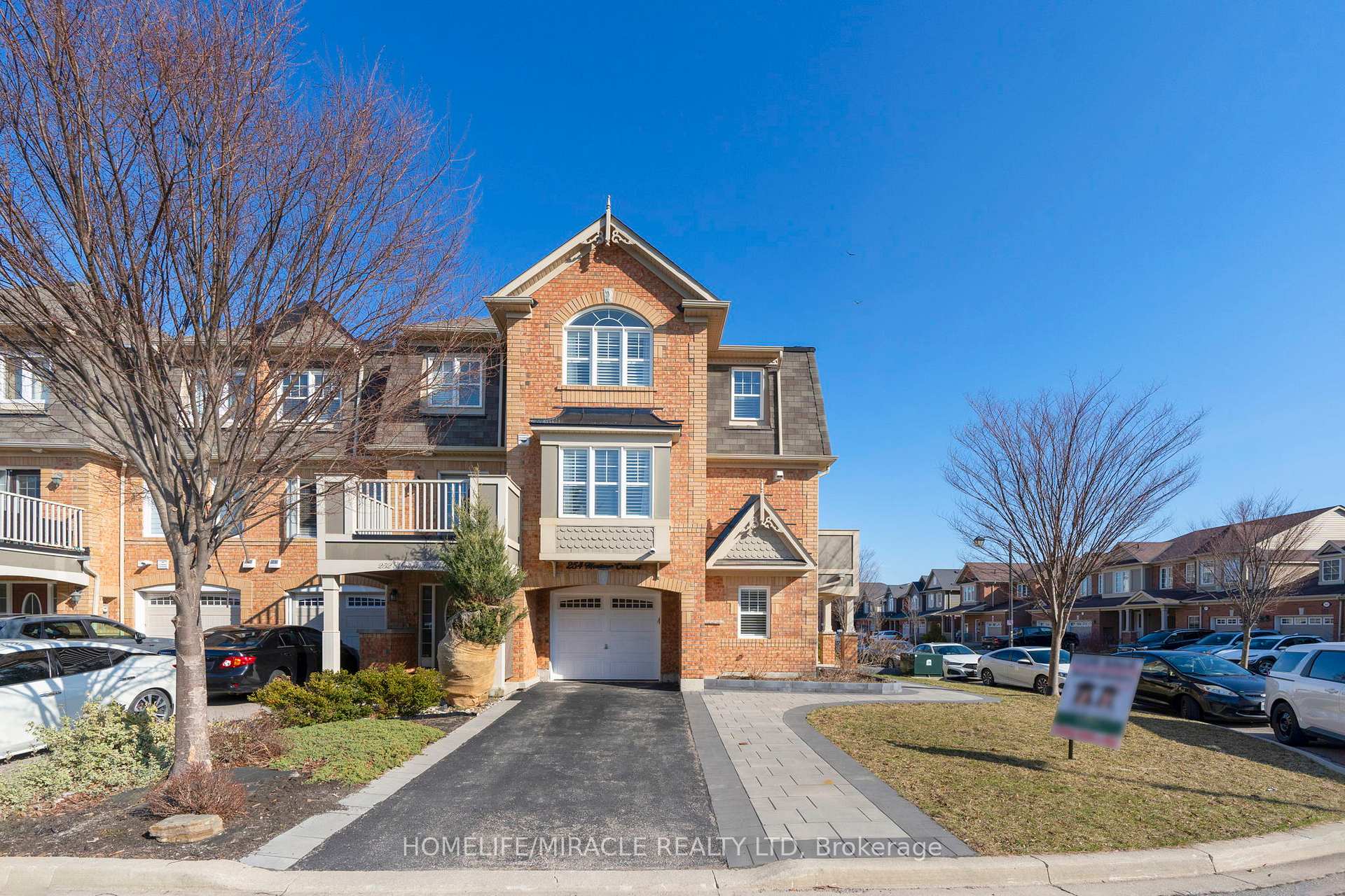 Photo 7 of 254 Mortimer Crescent, Milton, Harrison — HOMEH
