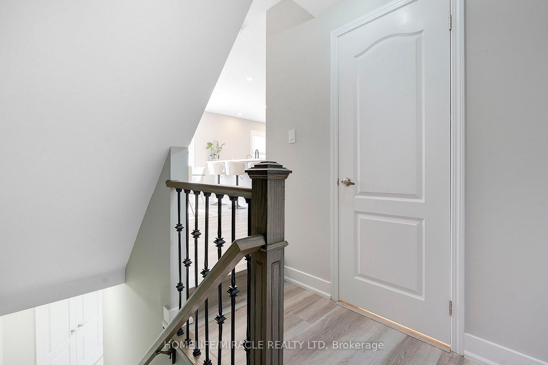 Photo 16 of 254 Mortimer Crescent, Milton, Harrison — HOMEH
