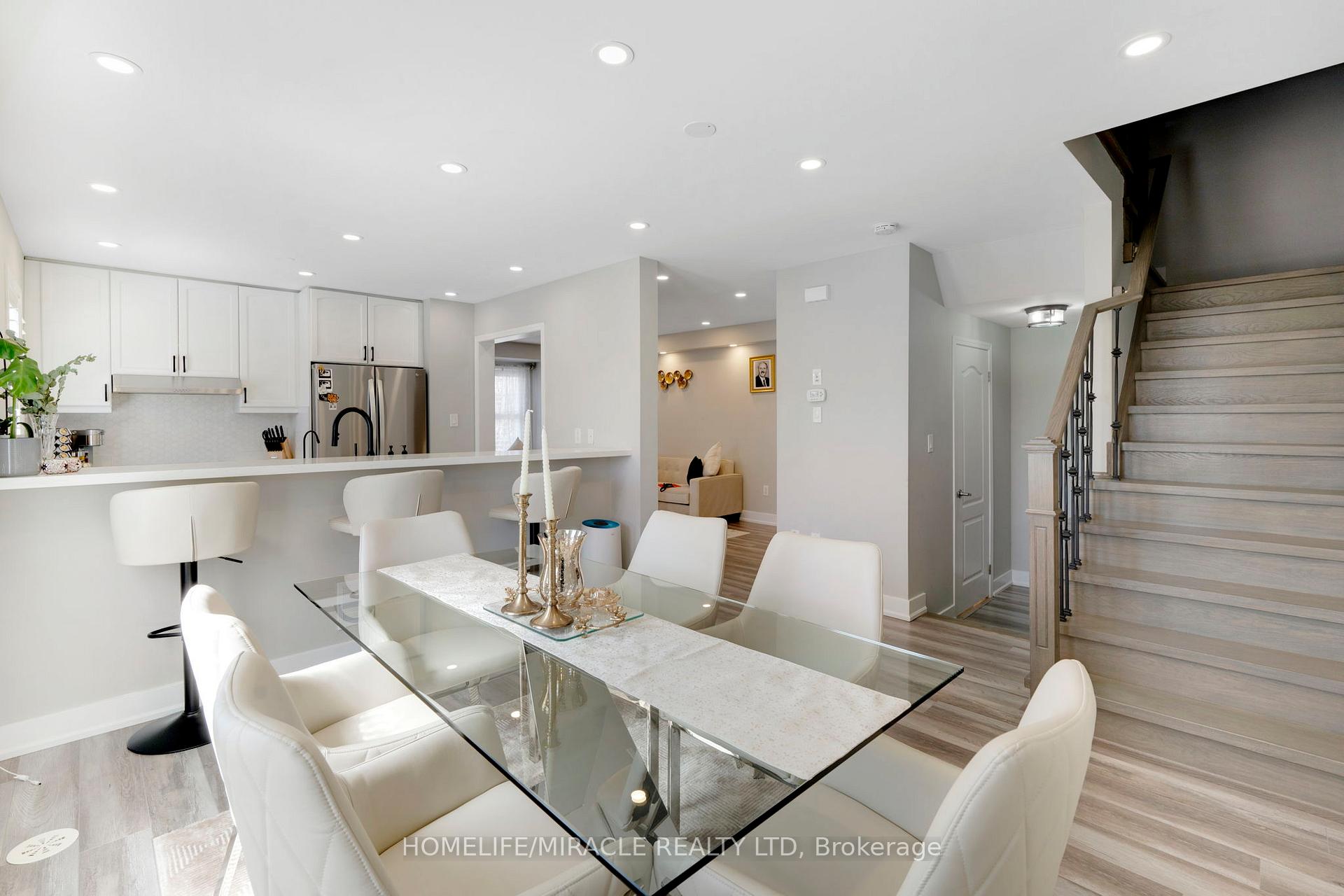 Photo 18 of 254 Mortimer Crescent, Milton, Harrison — HOMEH