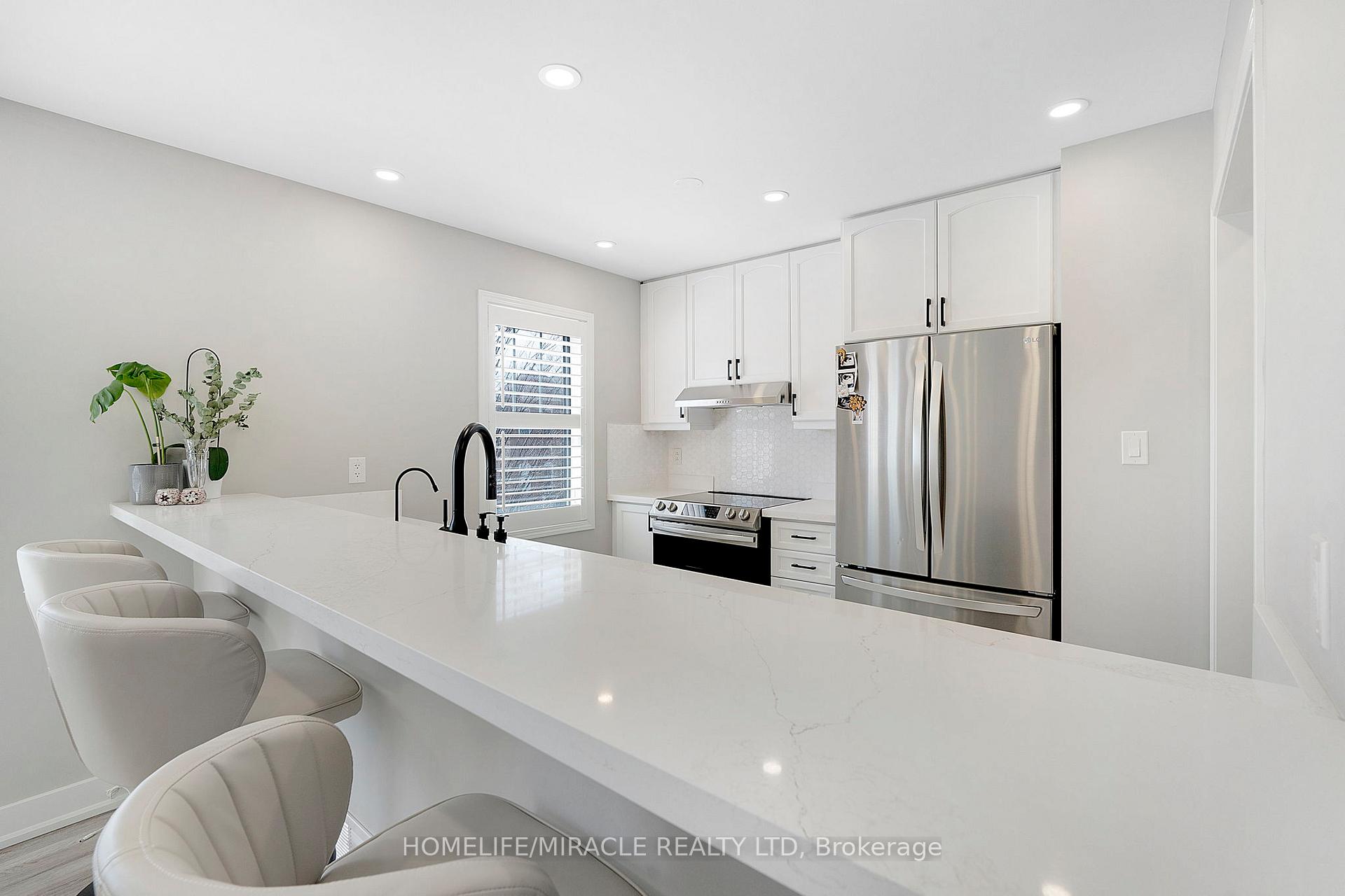 Photo 19 of 254 Mortimer Crescent, Milton, Harrison — HOMEH