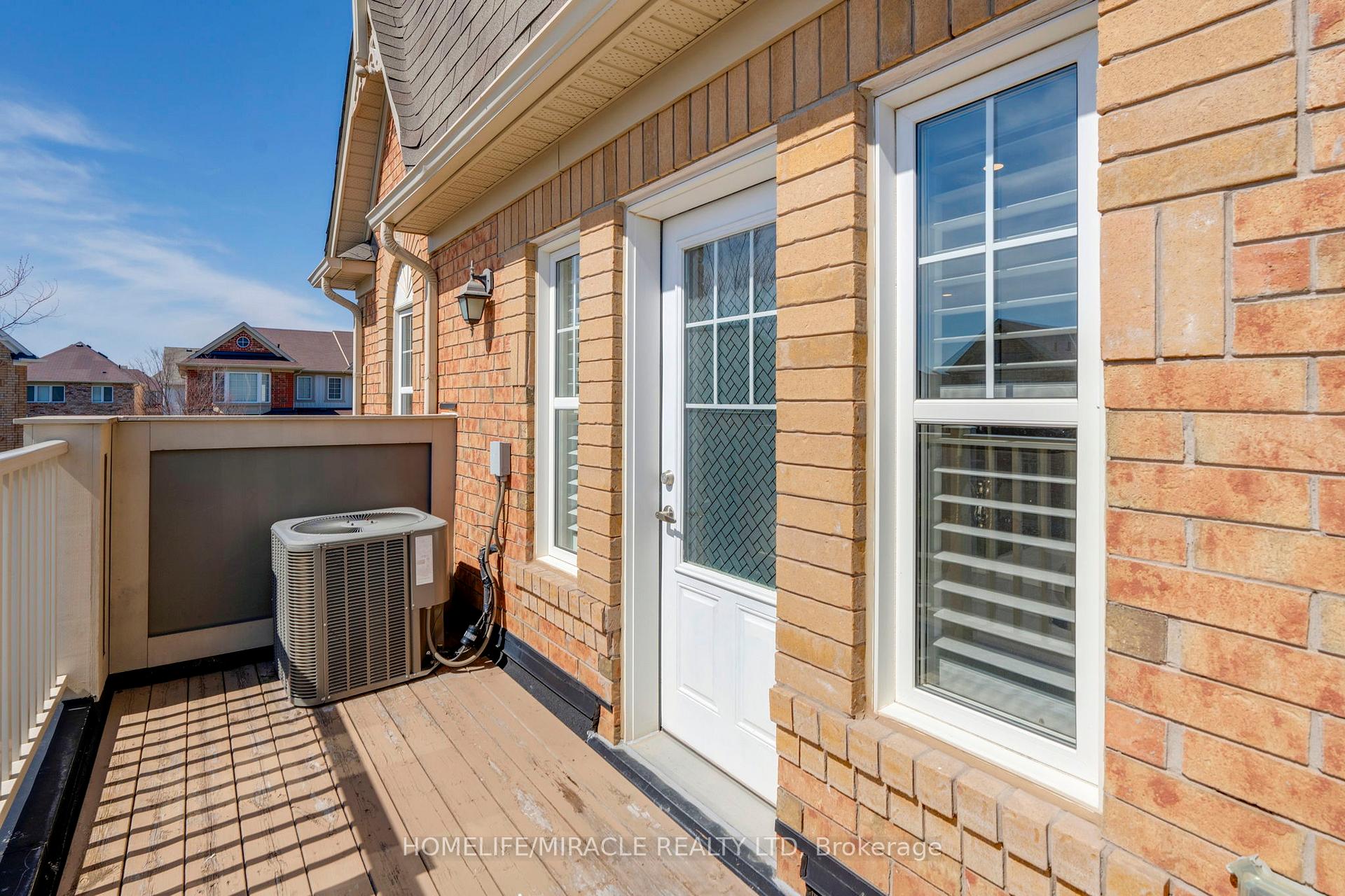 Photo 25 of 254 Mortimer Crescent, Milton, Harrison — HOMEH