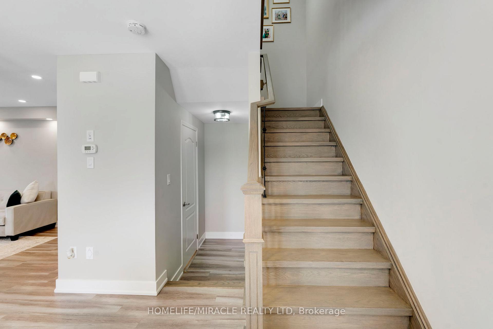 Photo 26 of 254 Mortimer Crescent, Milton, Harrison — HOMEH