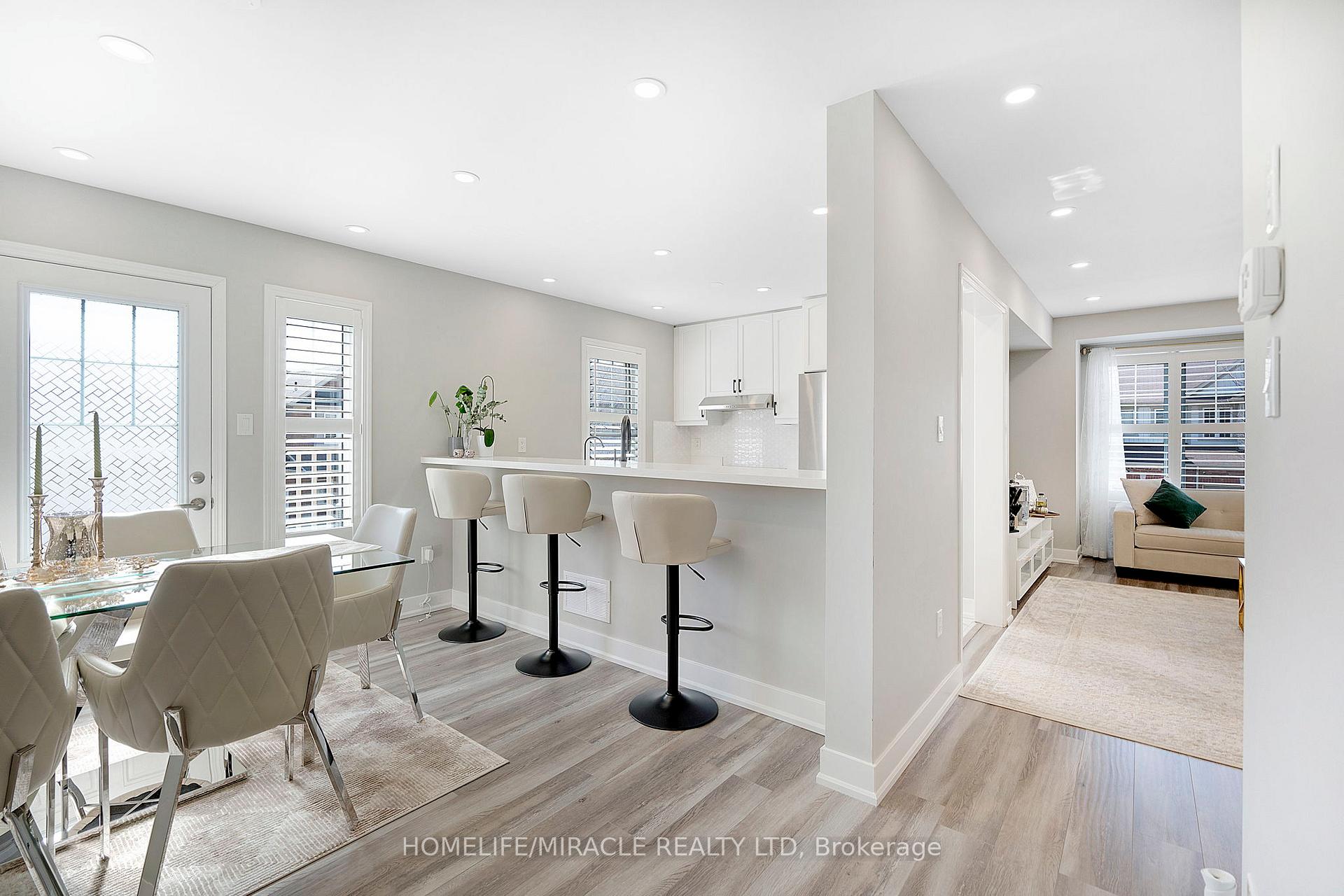 Photo 36 of 254 Mortimer Crescent, Milton, Harrison — HOMEH