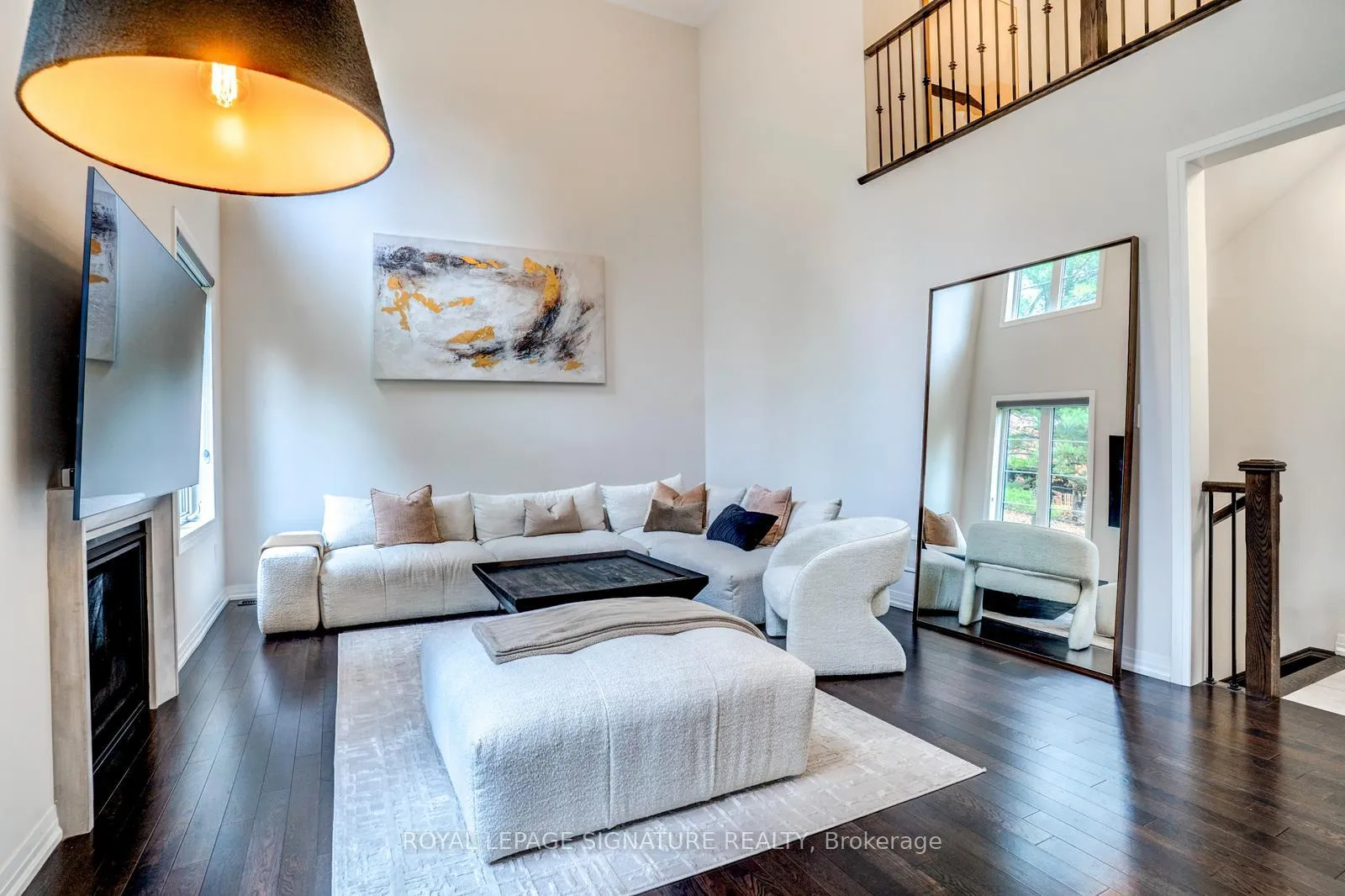Photo 7 of 99 Bethpage Crescent, Newmarket, Glenway Estates — HOMEH