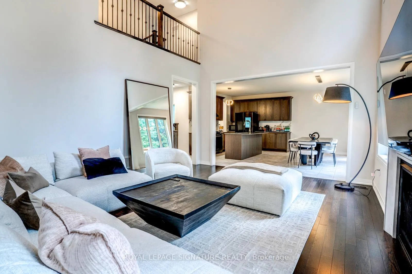 Photo 8 of 99 Bethpage Crescent, Newmarket, Glenway Estates — HOMEH