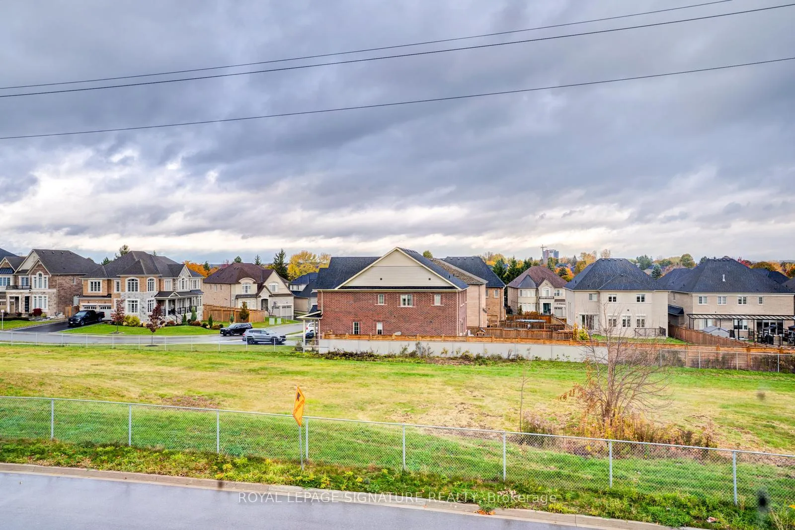 Photo 26 of 99 Bethpage Crescent, Newmarket, Glenway Estates — HOMEH