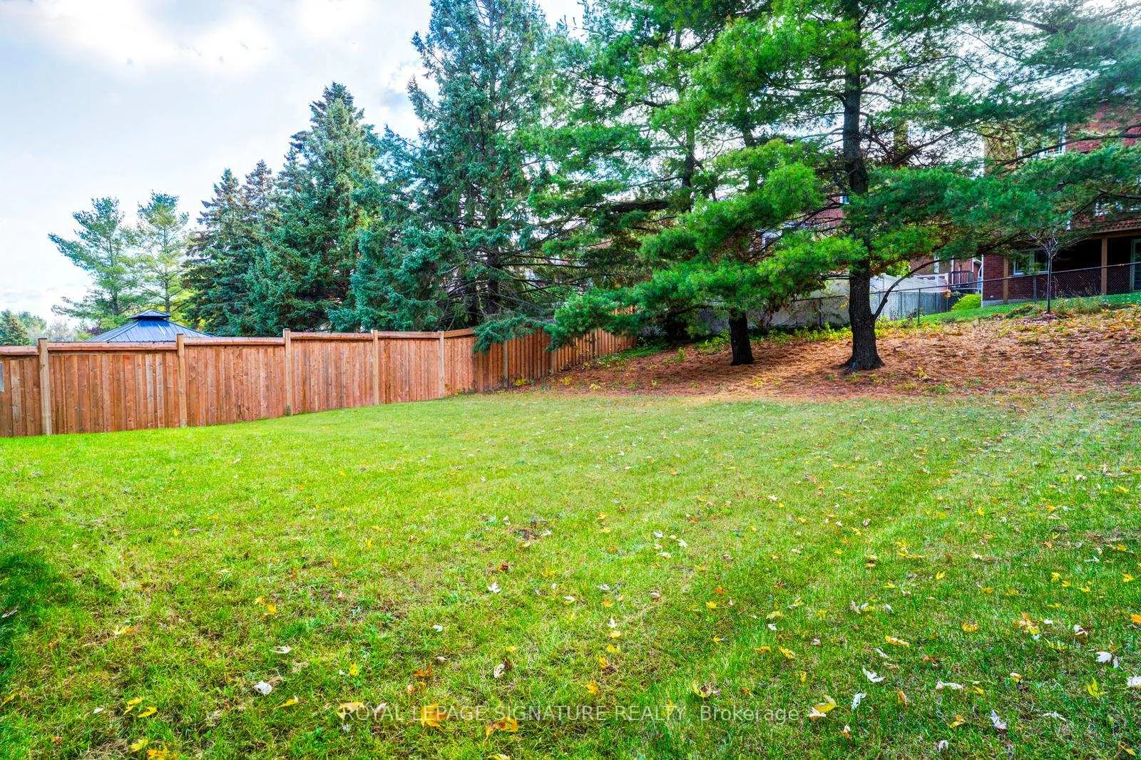 Photo 39 of 99 Bethpage Crescent, Newmarket, Glenway Estates — HOMEH