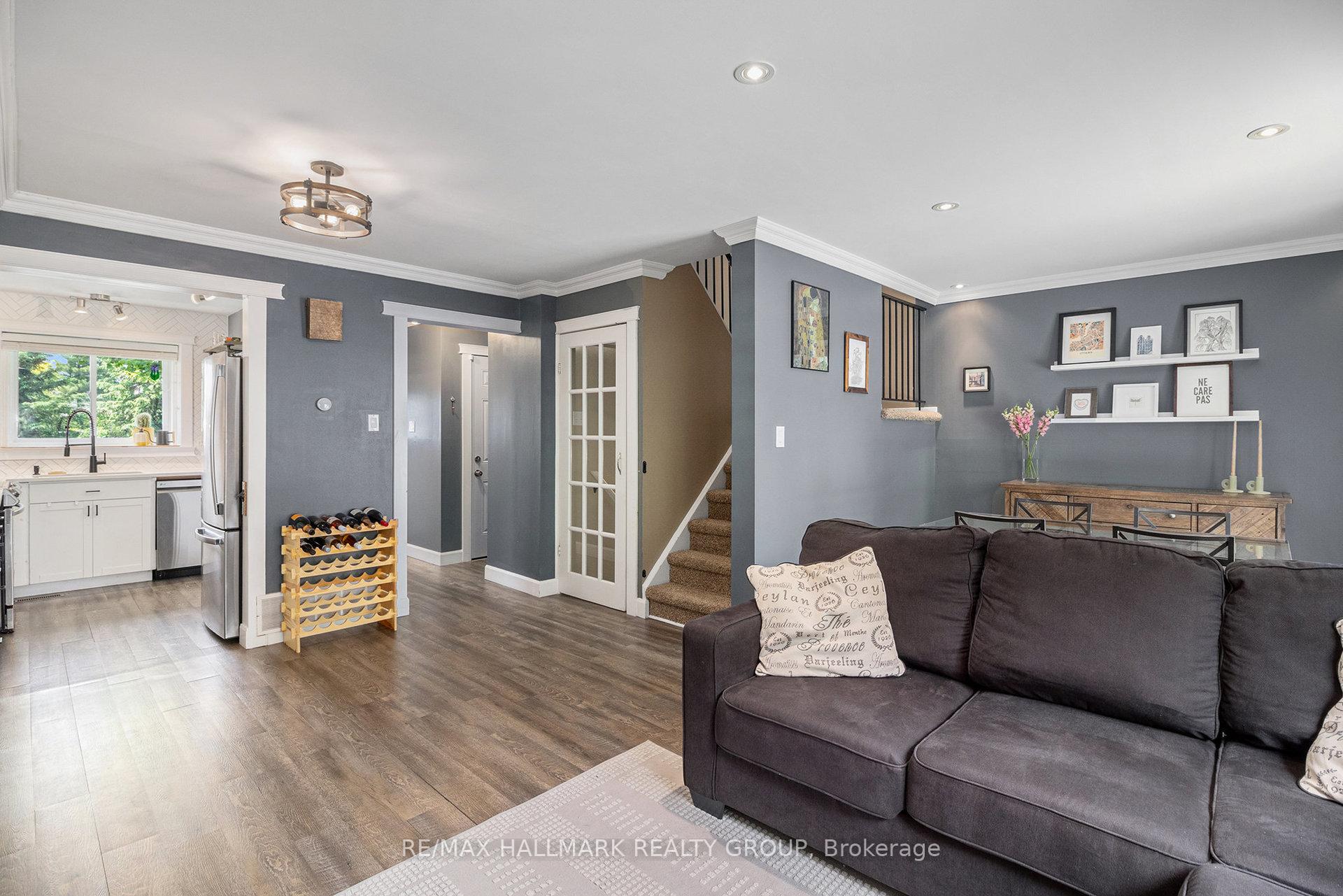 Photo 10 of 1847 Brousseau Crescent, Ottawa, Chateauneuf — HOMEH