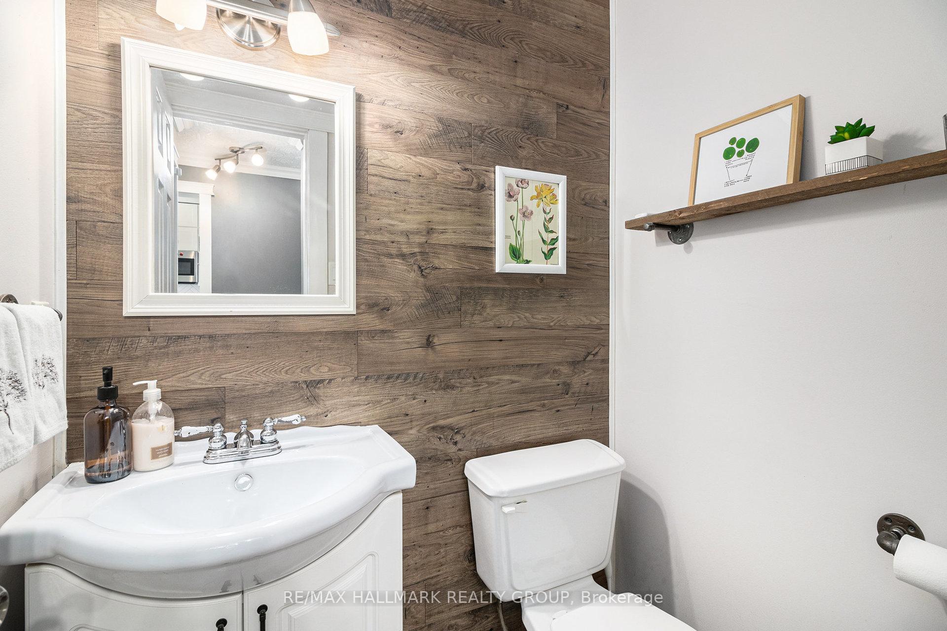 Photo 11 of 1847 Brousseau Crescent, Ottawa, Chateauneuf — HOMEH