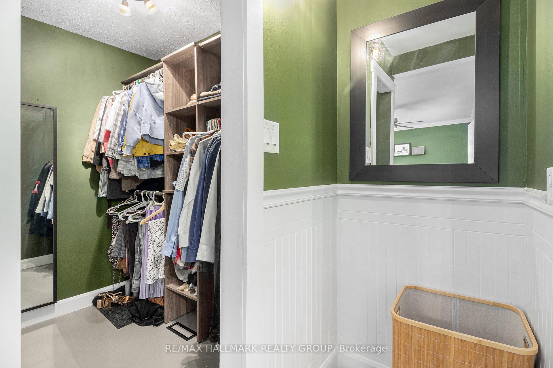 Photo 17 of 1847 Brousseau Crescent, Ottawa, Chateauneuf — HOMEH