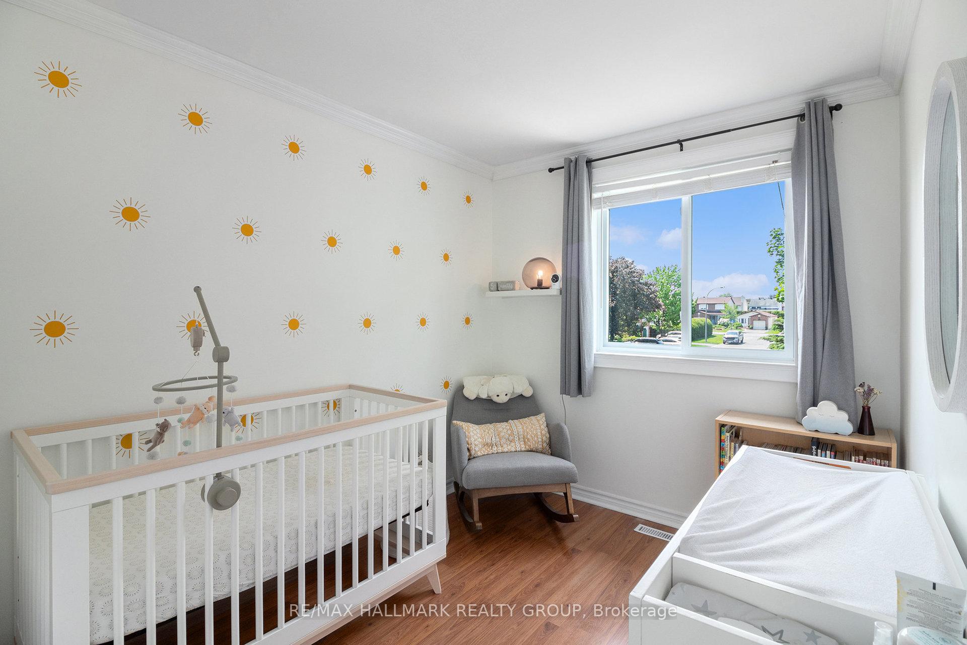 Photo 19 of 1847 Brousseau Crescent, Ottawa, Chateauneuf — HOMEH