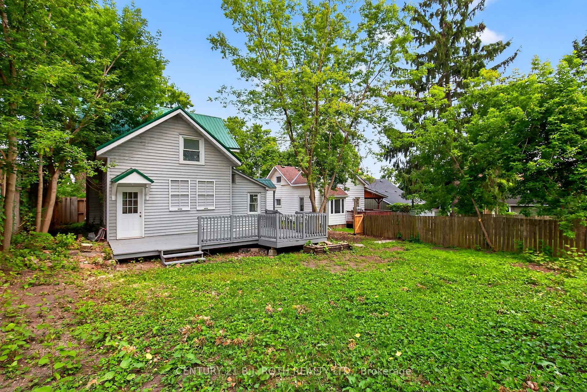 Photo 30 of 153 Laclie Street, Orillia — HOMEH