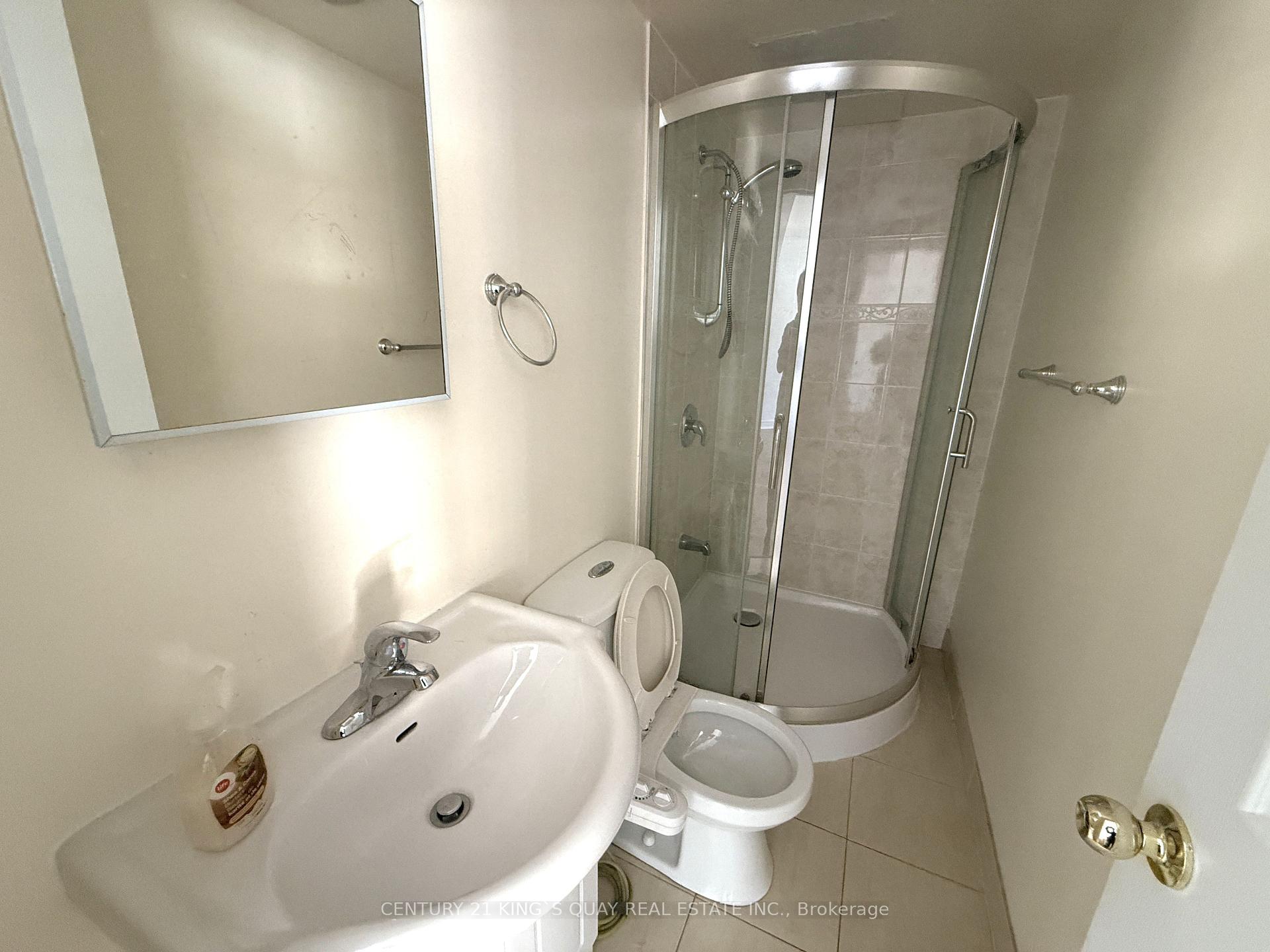 Photo 13 of 112 Leitchcroft Crescent, Markham, Commerce Valley — HOMEH