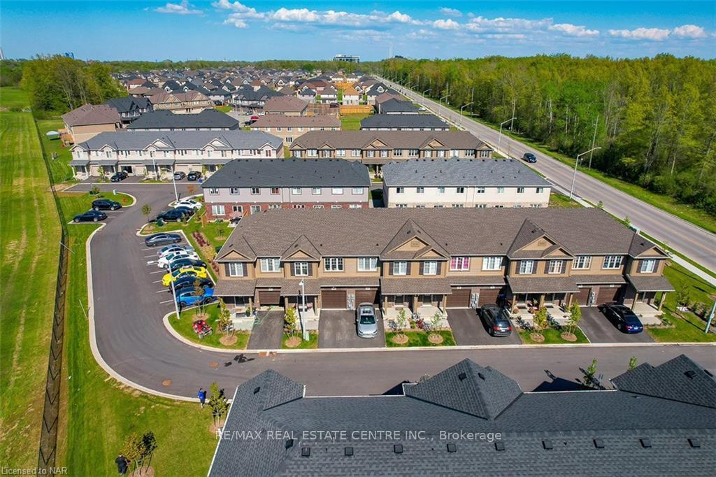 Photo 2 of Unit 28, 7945 Oldfield Road, Niagara Falls, Oldfield — HOMEH