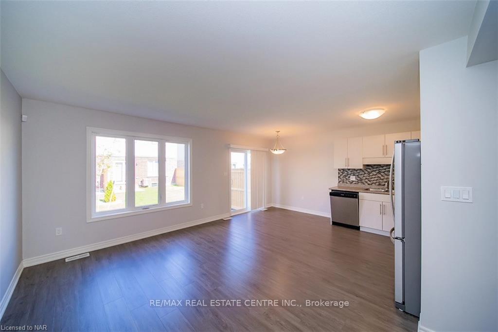 Photo 6 of Unit 28, 7945 Oldfield Road, Niagara Falls, Oldfield — HOMEH