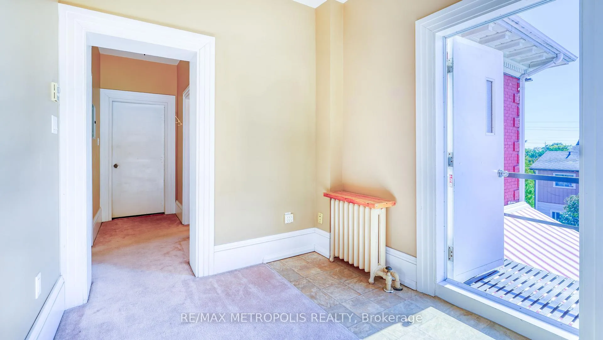 Photo 20 of Unit Upper #3, 1110 Simcoe Street S, Oshawa, Lakeview — HOMEH
