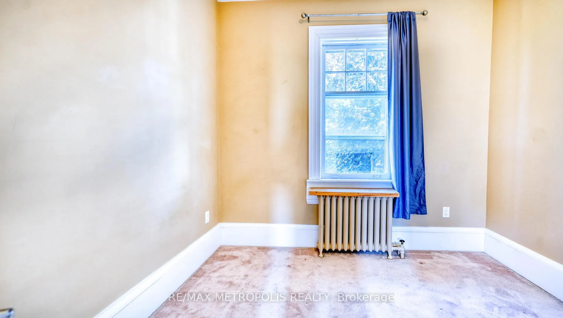 Photo 24 of Unit Upper #3, 1110 Simcoe Street S, Oshawa, Lakeview — HOMEH