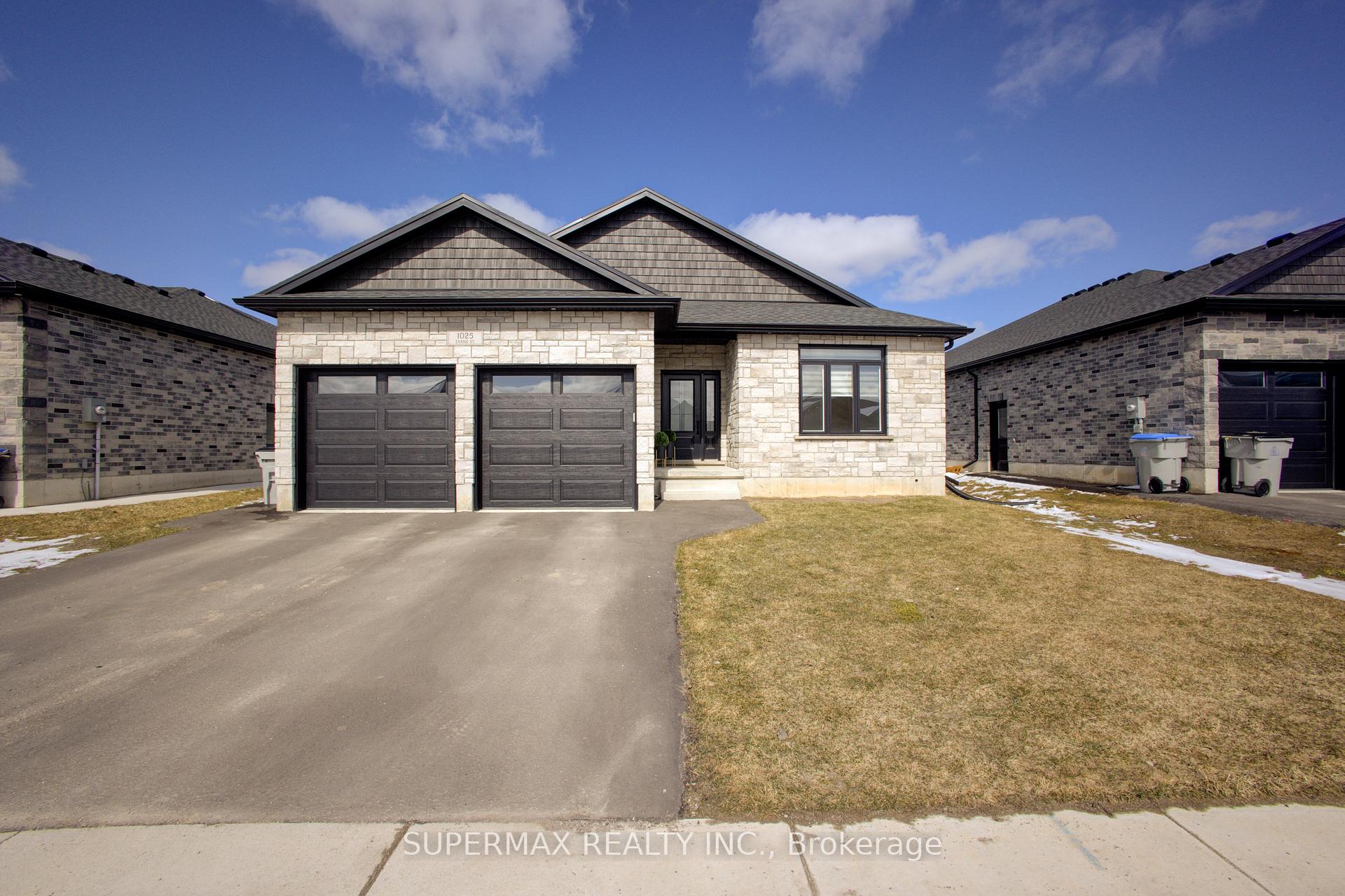 Photo 1 of 1025 Evans Street W, North Perth, Elma — HOMEH