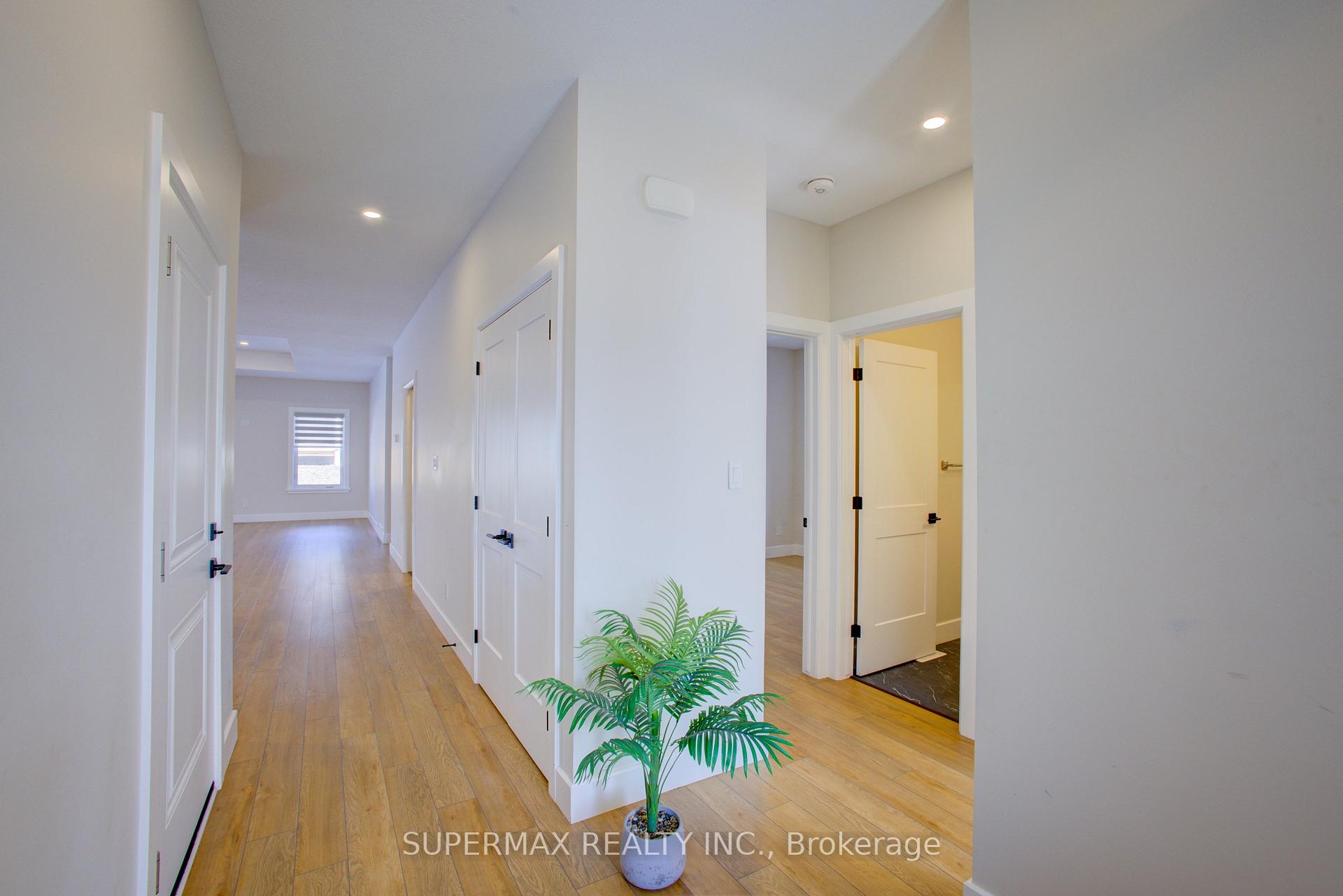 Photo 5 of 1025 Evans Street W, North Perth, Elma — HOMEH
