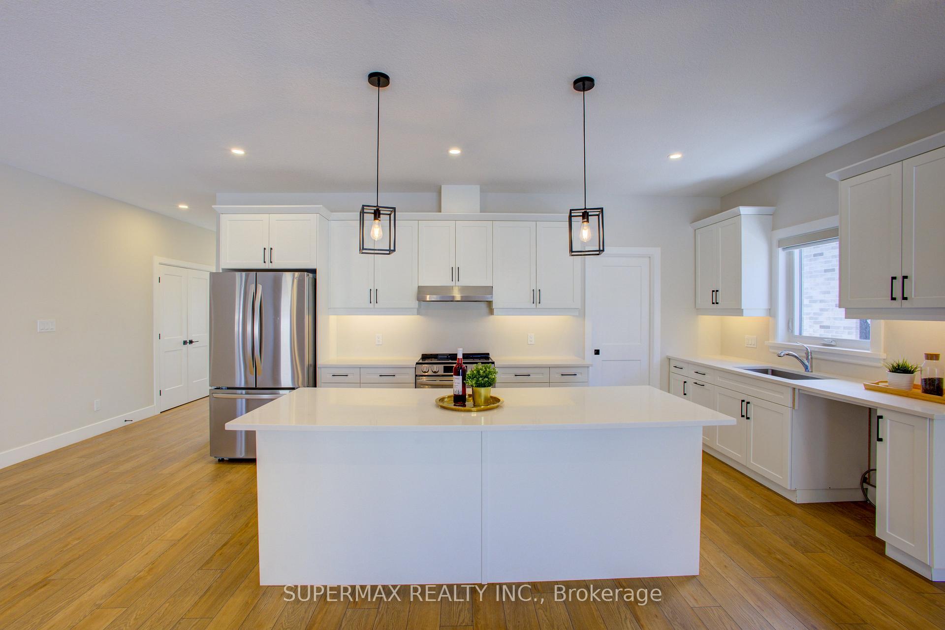 Photo 13 of 1025 Evans Street W, North Perth, Elma — HOMEH
